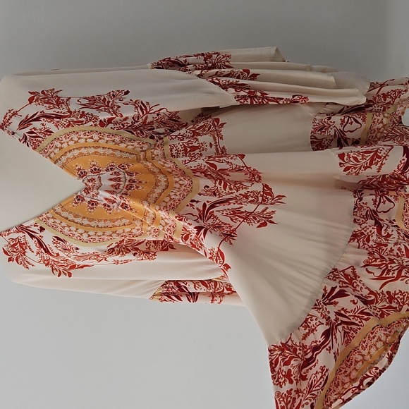 Free‎ People Flowy Bohemian Tunic Blouse Bell Sleeves Size Medium - Picture 3 of 9